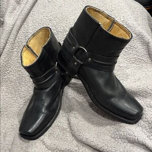 Los Gueritos  handcrafted cowboy pull on Black Leather Harness Ankle Boots